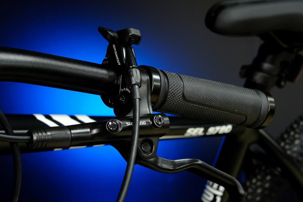 LORAK Sel 9780 Матовый Чёрный/Белый рама 21 (на рост 183-190)