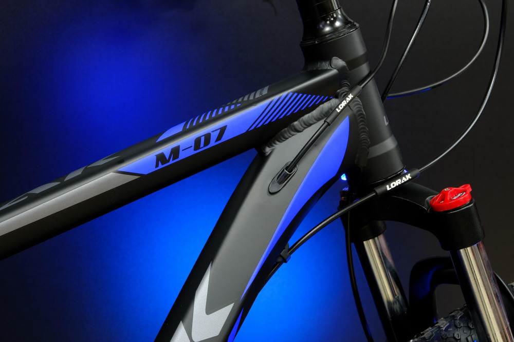 LORAK M-07 Prom Матовый Чёрный/Синий 21р (на рост 183-190)